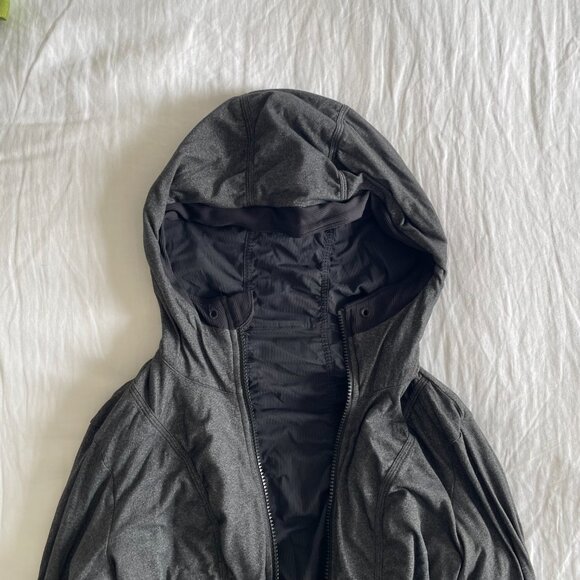 Lululemon Reversible Dance Studio Jacket (sz 6) - Picture 5 of 8